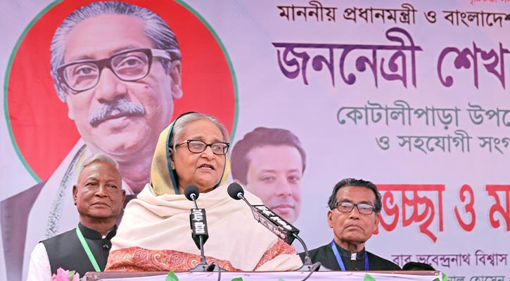 অগ্নিসন্ত্রাসী ও হুকুমদাতাদের সাজা নিশ্চিত করা হবে: শেখ হাসিনা