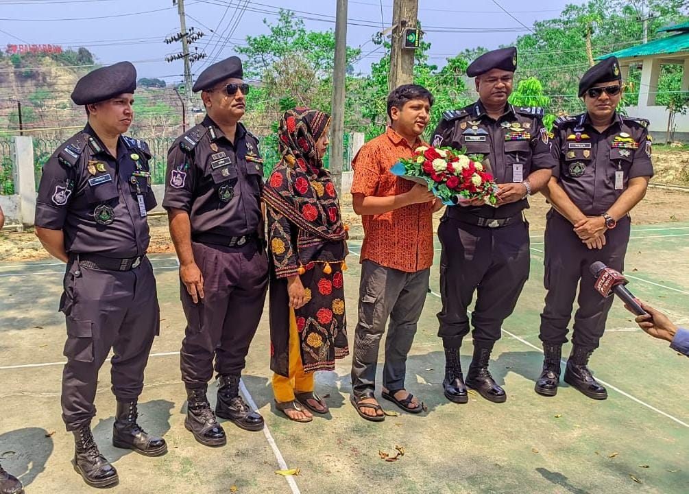 বান্দরবানের রুমা থেকে অপহৃত ব্যাংক ম্যানেজারের সঙ্গে যা করলো সন্ত্রাসীরা