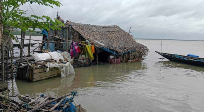 উপকূল অতিক্রম করে খুলনা অঞ্চলে রিমাল, ধীরে ধীরে হবে দুর্বল